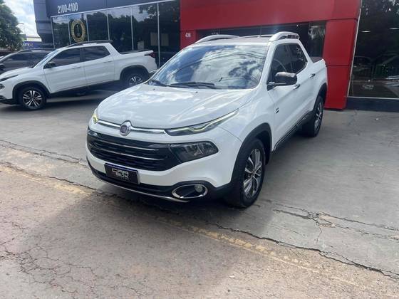 FIAT TORO 2.0 16V TURBO DIESEL VOLCANO 4WD AT9